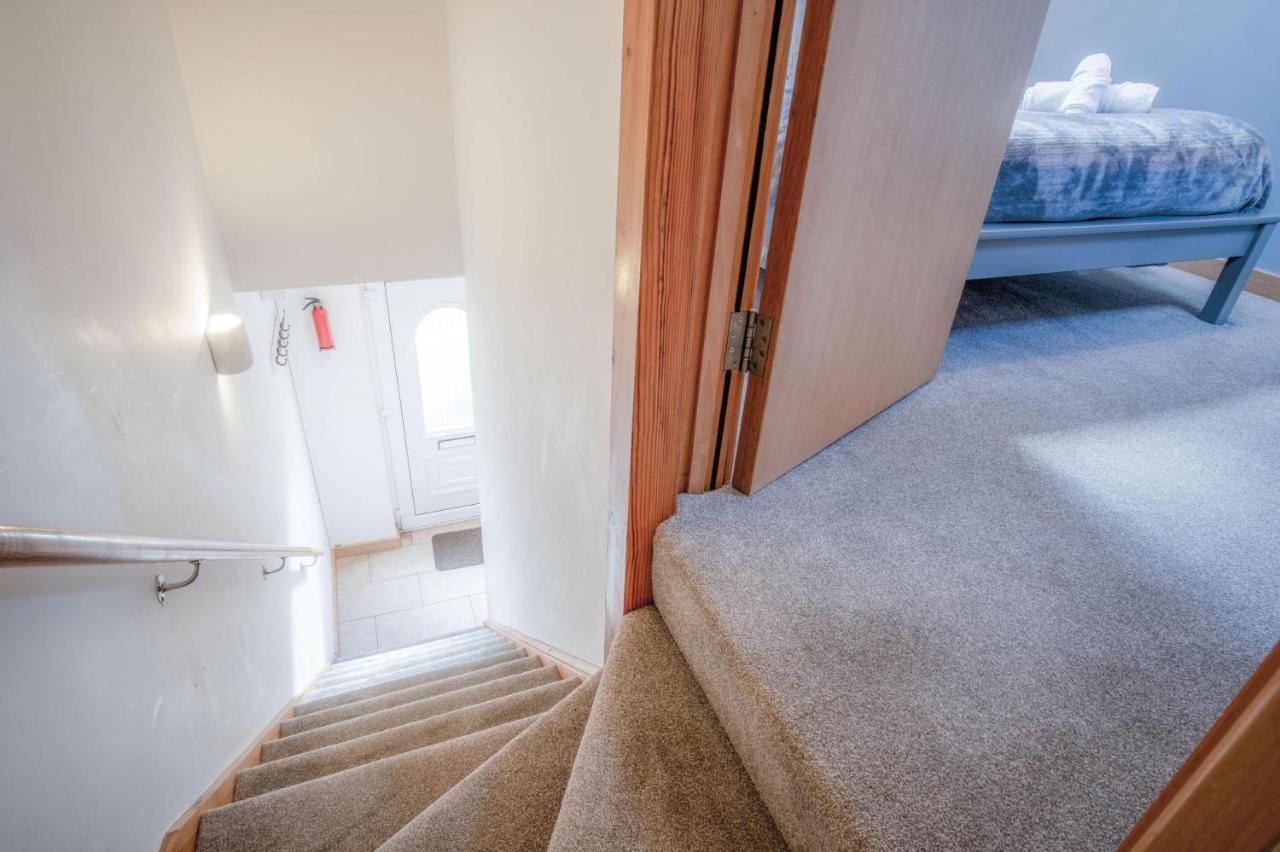 Tor Bay - 1 Bedroom - Holiday home